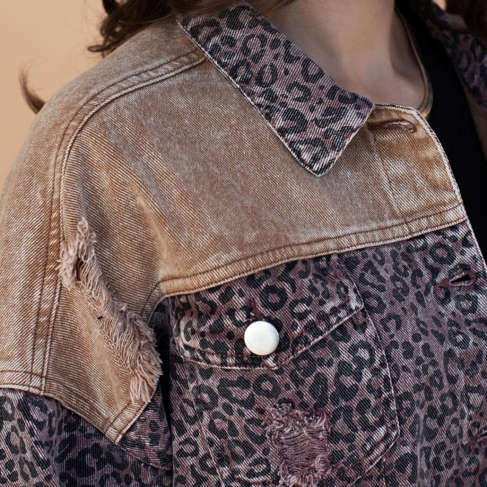 🚨LAST ONE//Distressed  jacket - Picture 8 of 8